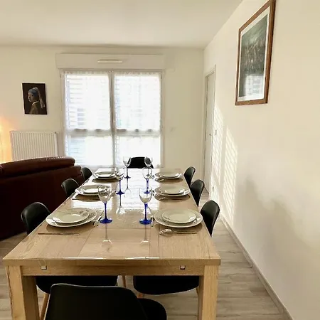 T4 Avec Grande Terrasse Et Parking Prive Lejlighed *